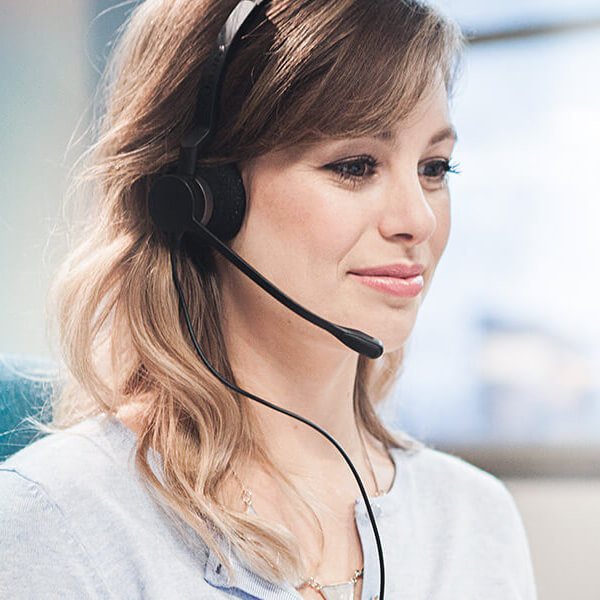 Das Jabra Biz 2300 ist ein leichtes, schnurgebundenes Headset. Es eignet sich für Nutzer, die hervorragende Klangqualität wünschen und zwischen Mono- und Duo-Varianten wählen wollen.