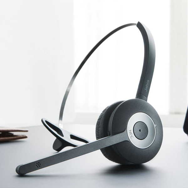 Kabellose Headset-Serie, optimiert für die Verwendung mit allen führenden Festnetzapparaten oder Softphones. Einige Ausführungen ermöglichen die Kopplung mit Mobilgeräten und Festnetztelefonen oder Softphones.