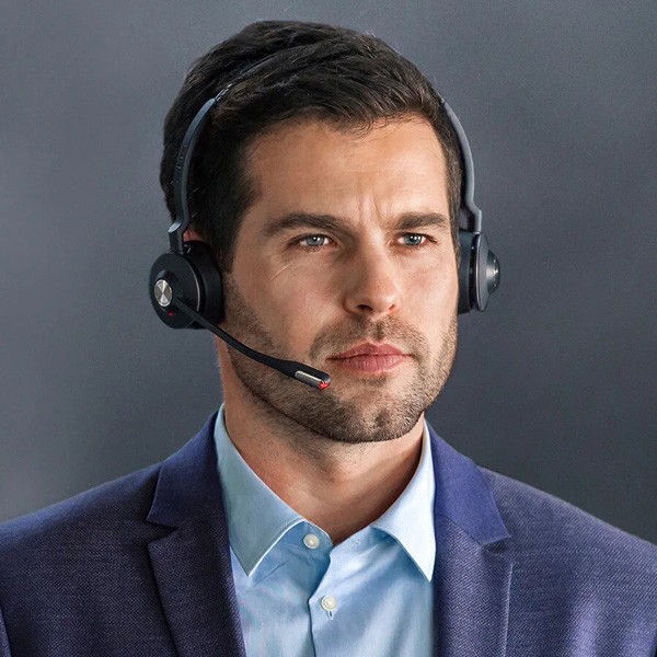 Genießen Sie Bewegungsfreiheit. Das Jabra Engage 75 ist perfekt für Nutzer, die größtmögliche schnurlose Bewegungsfreiheit und Konnektivität mit mehreren Endgeräten benötigen.